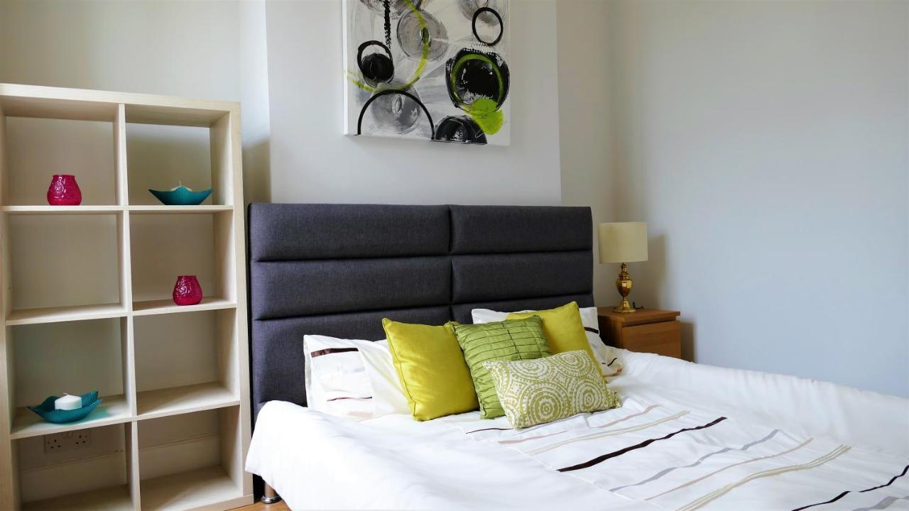 Beautifully Renovated 2 Bed Flat - Close To Beach Apartment Southend-on-Sea Exterior photo